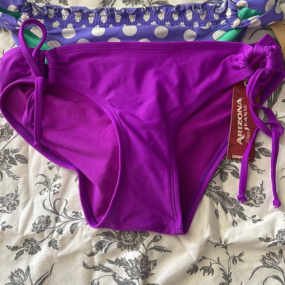 Small bundle 2 - Picture 5 of 6